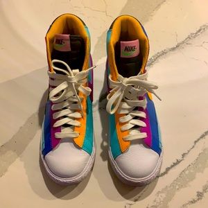 Women’s multicolor Nike High Top